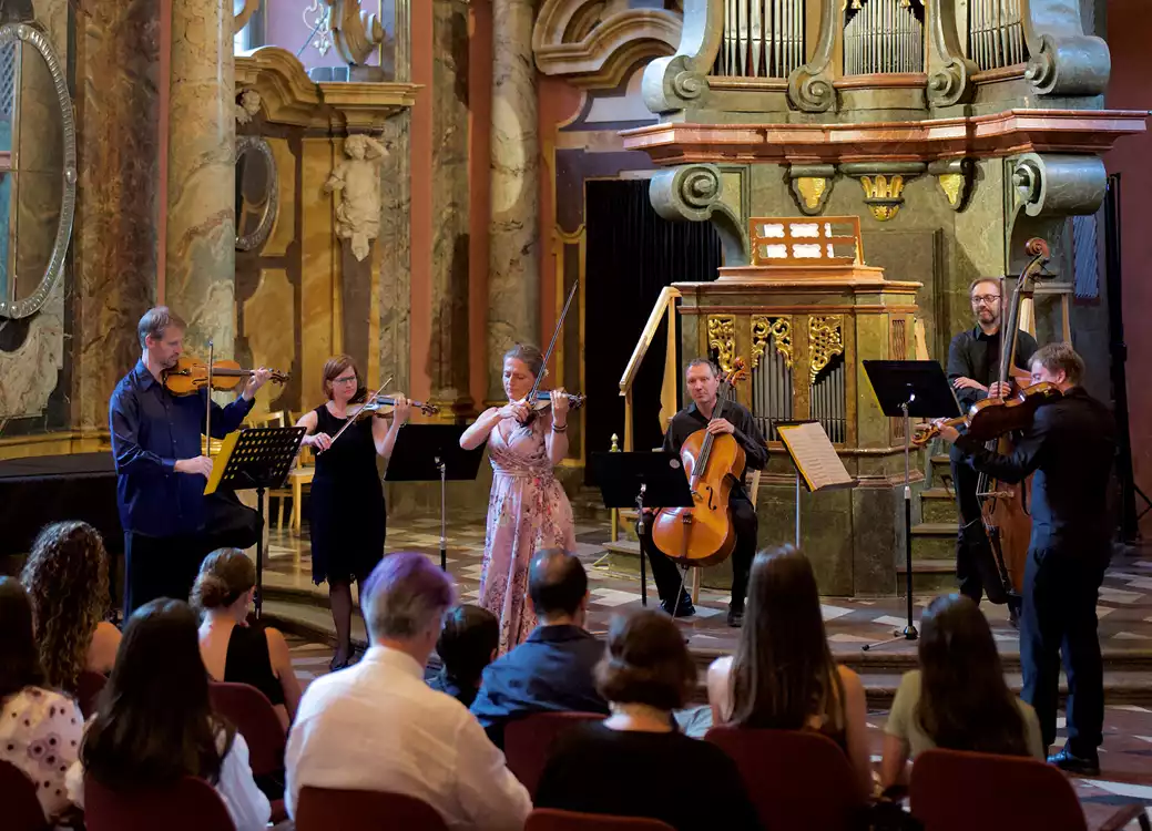 The Four Seasons, Emperor Concerto & Chopin in Mirror Chapel - preview image