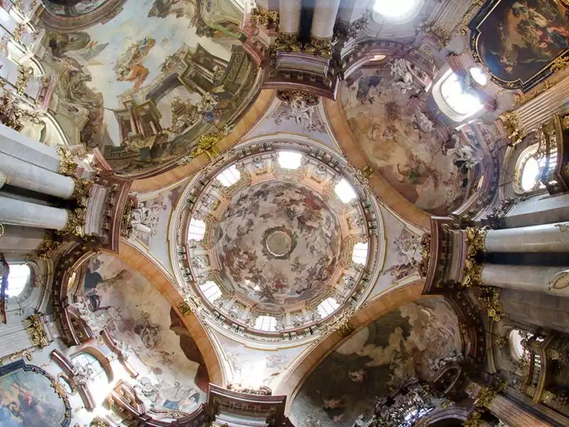 Trumpet under the Church Dome - preview image