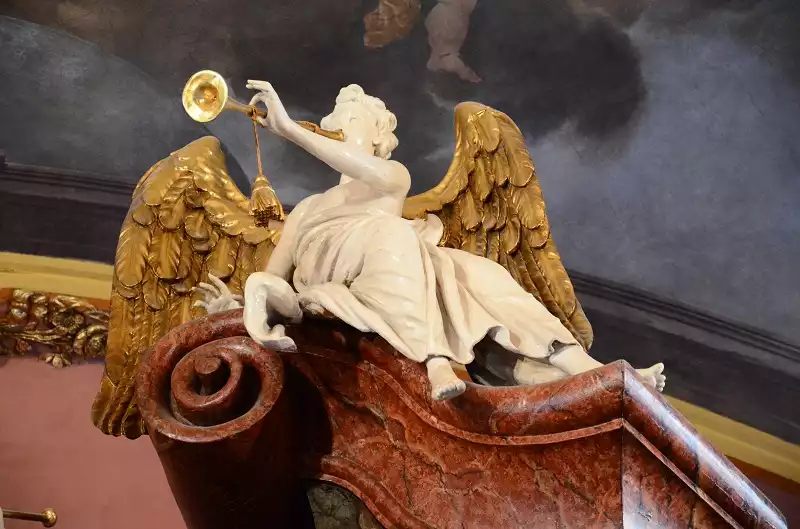 Christmas Classic Spectacular in Mirror Chapel - preview image