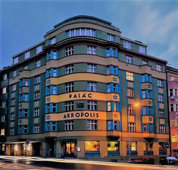 Palais  Akropolis